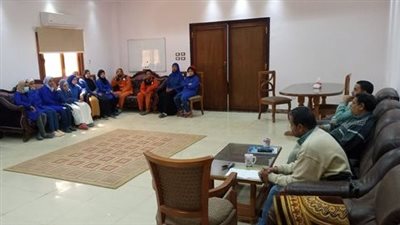 وزارة العمل توعي عمال أسيوط بأحكام قانون العمل والمفاوضة الجماعية 