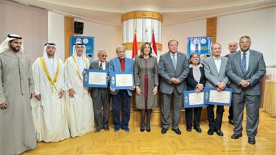 لإسهاماتهم في خدمة الثقافة.. الشارقة تكرم أربعة أدباء مصريين