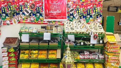 وزير التنمية المحلية يوجه بالتوسع في إقامة معارض 