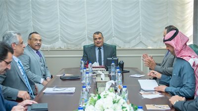  وزير الدولة للإنتاج الحربي يستقبل ممثلي الشركة الكيميائية السعودية لبحث إمكانية التعاون