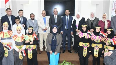 محافظ الفيوم يكرم الطلبة الفائزين والمتميزين بمسابقة 