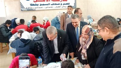 وكيل تعليم دمياط يتفقد مدرسة الأمل للصم وضعاف السمع 