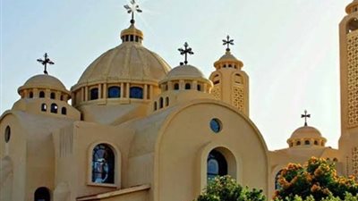 احتفالات “فصح يونان” بالمرقسية في الأزبكية 