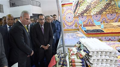رئيس الوزراء يفتتح المعرض الرئيسي 