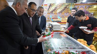 وزير التموين: اللحوم والدواجن بتخفيض ٣٠% فى معارض أهلا رمضان 