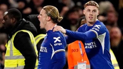 بالمر يمنح تشيلسي التقدم أمام بيرنلي بالدوري الإنجليزي