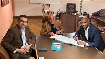 شيكابالا يعلن تجديد عقده مع الزمالك (شاهد)