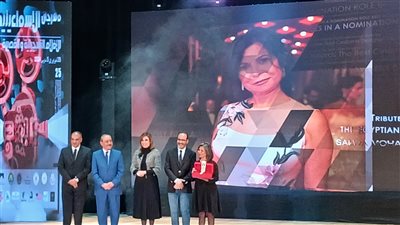 مهرجان الإسماعيلية الدولي يكرم الفنانة سلوى محمد علي 