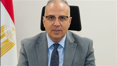 وزير الري يوجه بمتابعة أعمال تأهيل الترع الجارية بمراكز حياة كريمة لسرعة نهوها
