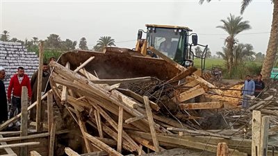 إزالة التعديات على الأراضي الزراعية وأملاك الدولة بالفيوم 