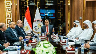 وزير الدولة للإنتاج الحربي يستقبل ممثلي 