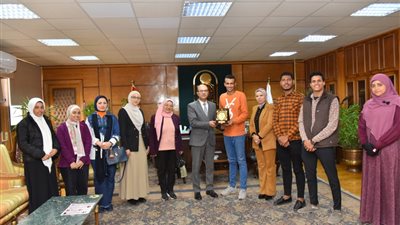 المنشاوي: جامعة أسيوط تسلط الضوء على النماذج المشرفة وتفتح المجال للمنافسة