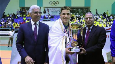 فوز جامعة بنها بكأس دورة خماسيات كرة القدم بجنوب الوادي 