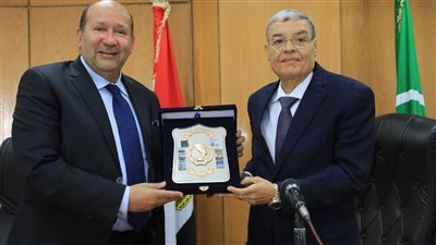 المنيا تفوز بـ4 جوائز بمبادرة المشروعات الذكية 