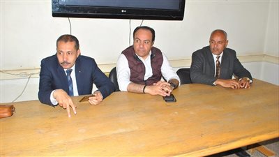 وكيل صحة سوهاج الجديد يباشر مهام عمله 