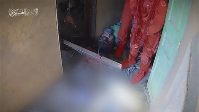 كتائب القسام تفجر مبنى وعيني نفقين لإسرائيل