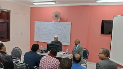 رئيس أزهر سوهاج يواصل تفقد البرامج التدريبية التي تنظمها إدارة التدريب 
