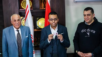 الزمالك يكرم بطل «قادرون باختلاف» ويمنحه عضوية النادي