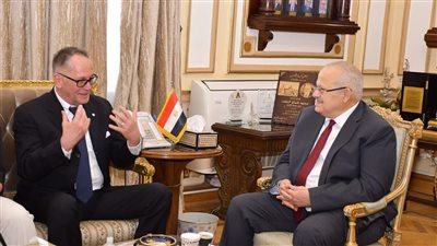 حصول كلية التمريض بجامعة القاهرة على الاعتماد الدولى من هيئة AHPGS الألمانية