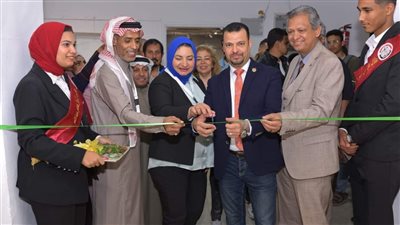 افتتاح معرض تلاقي النخبة الدولي للفنون البصرية بالأقصر 