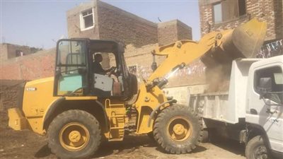 رفع 30 طن مخلفات قمامة بقرية بهجورة بنجع حمادي 