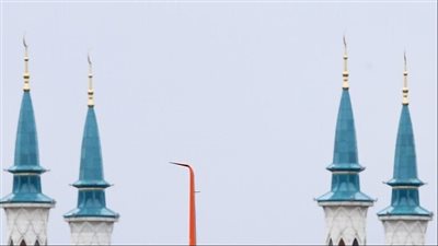 بعد الإمام المحجوبي.. عالم دين تونسي آخر يغادر فرنسا بسبب التهديد