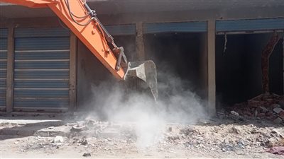 زالة 3 حالات تعدٍ بالقنطرة غرب فى الإسماعيلية