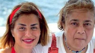للمرة الخامسة.. نقل والدة منة فضالي للمستشفى 
