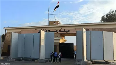 القاهرة الإخبارية تنفي وجود محاولات نزوح إلى الجانب المصري من معبر رفح