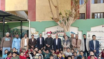 رئيس منطقة سوهاج الأزهرية يواصل متابعاته الميدانية للمعاهد المرشحة للجودة بطهطا