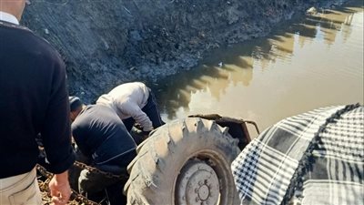 محافظ كفرالشيخ يطمئن على مصابي حادث تصادم جرار زراعى بخلاطة خرسانة بمطوبس