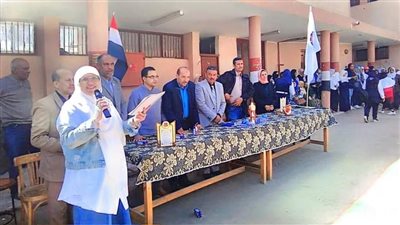 مدير تعليم نجع حمادي يشهد حفل ختام الأنشطة بالمدرسة الفنية بالألومنيوم