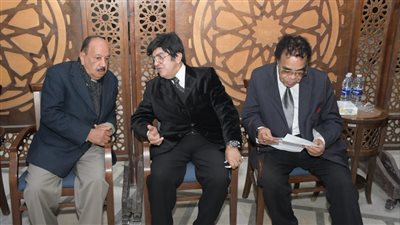 حلمي بكر| مجدي الحسيني في صفوف المعزيّن 