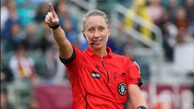 توري بينسو تقترب من إدارة مباراة الأهلي والزمالك في نهائي كأس مصر