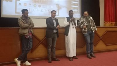 حضور جماهيري للجالية السودانية في عرض 