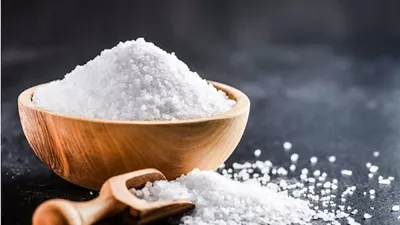 أستاذة أمراض قلب تحذر من خطورة الملح على الصحة (فيديو)