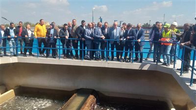 عاصم الجزار يتفقد محطة مياه الشرب ببلبيس