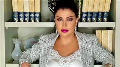 جومانا مراد تفاجئ متابعيها بلوك مثير عبر إنستجرام.. الأحمر يليق بها