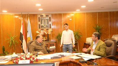 محافظ أسيوط يؤكد ضرورة التنسيق بين الجهات لنهو أعمال المشروعات للإرتقاء بالخدمات