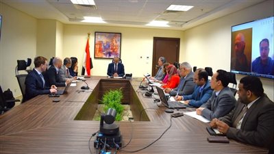 نائب وزير الإسكان يستقبل بعثة البنك الدولي والبنك الآسيوي