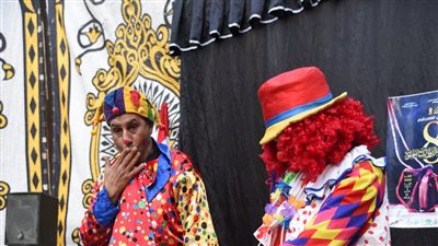 أهالى قنا يتفاعلون مع سرديات فلسطينية فى نادى الكنيسة الإنجيلية بمسرح الجنوب .. صور