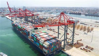 متحدث الحكومة: نسعى للإفراج الجمركي عن بضائع تقدر بملياري دولار 