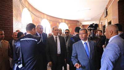 علام يجري جولة تفقدية لاستراحات المحامين بمجمع محاكم أسيوط