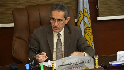 محافظ الغربية يتابع استمرار أعمال الرصف بشارع بورسعيد بالسنطة