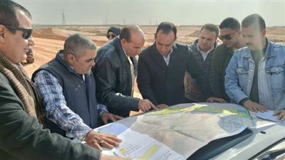 رئيس جهاز الشروق يتابع أعمال تشجير وتنسيق المواقع بالمدينة