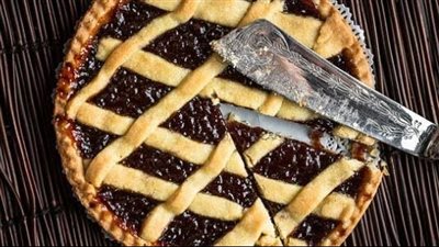 طريقة عمل كيكة محشية بالمربى وعين الجمل| مفيدة لأولادك