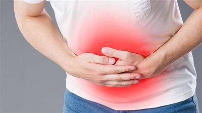 أعراض تنذر بتعرض الأمعاء لمشكلة صحية