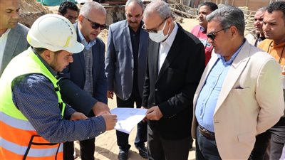 محافظ القليوبية يتفقد أعمال إنشاء ممشى النيل وأهل مصر بمدينة بنها