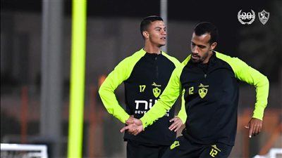 فقره فنيه متنوعه للاعبى الزمالك فى مران الأول بارك 