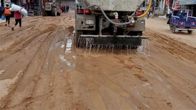 محافظ الغربية يتابع أعمال رصف وتطوير شارع الجيش بالسنطة